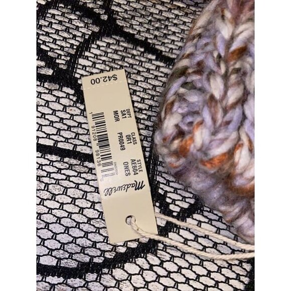 Madewell Chunky Pom-Pom Beanie. fall tones orange, brown, cream. warm. one size - Picture 5 of 7